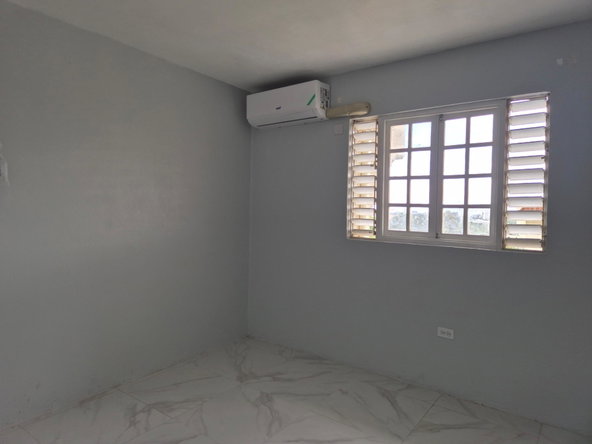 Seventh image of 606- 114-116 Constant Spring r in Kingston 8, St. Andrew, Jamaica - property is For Rent