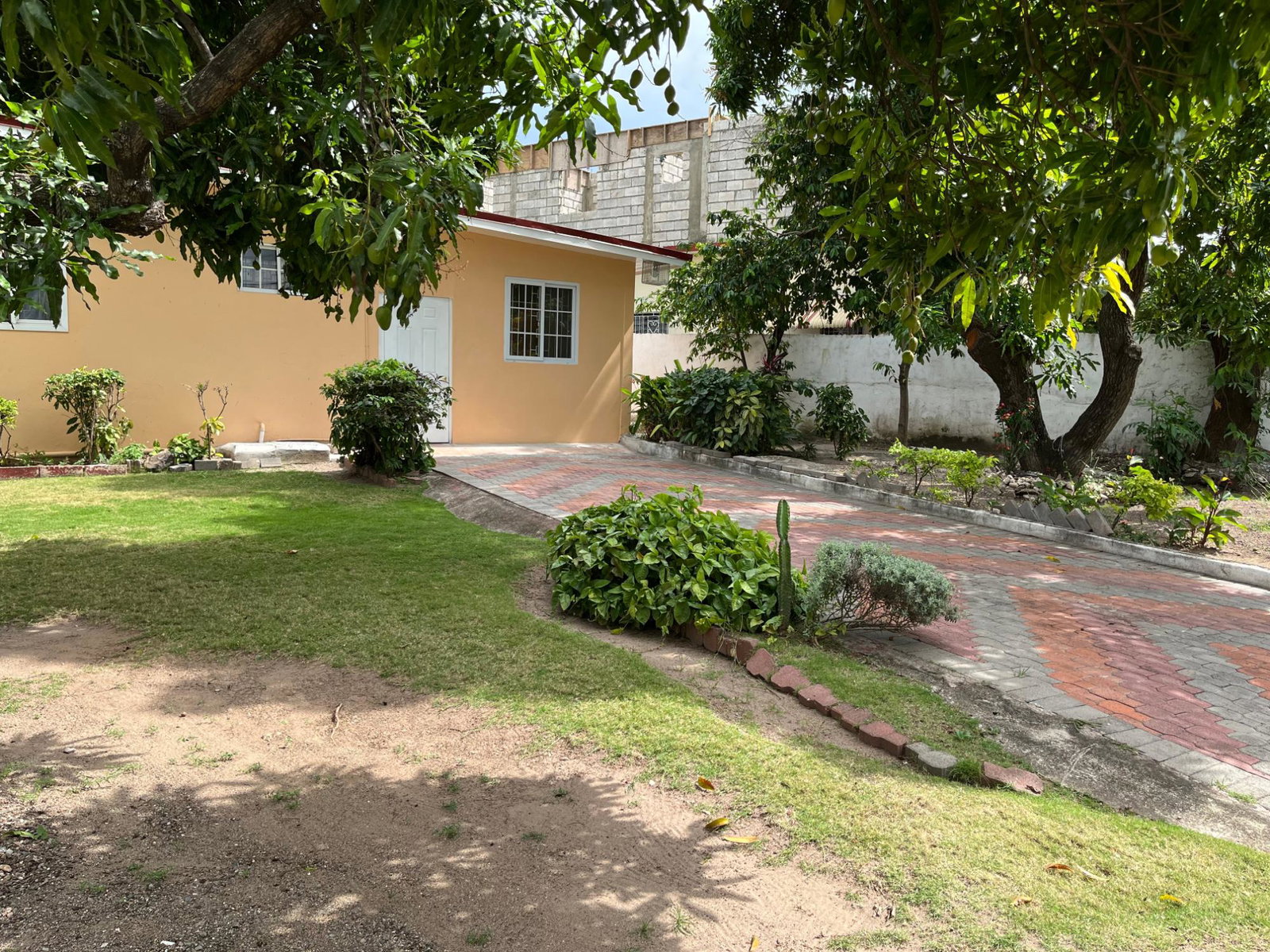 Ninth image of 2-7 Elphinstone Drive, Meadow in Kingston 19, St. Andrew, Jamaica - property is For Rent