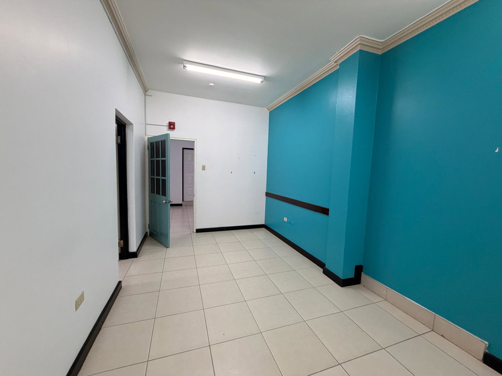 Ninth image of Bldg 2 -17 Ruthven Road in Kingston 10, St. Andrew, Jamaica - property is For Rent