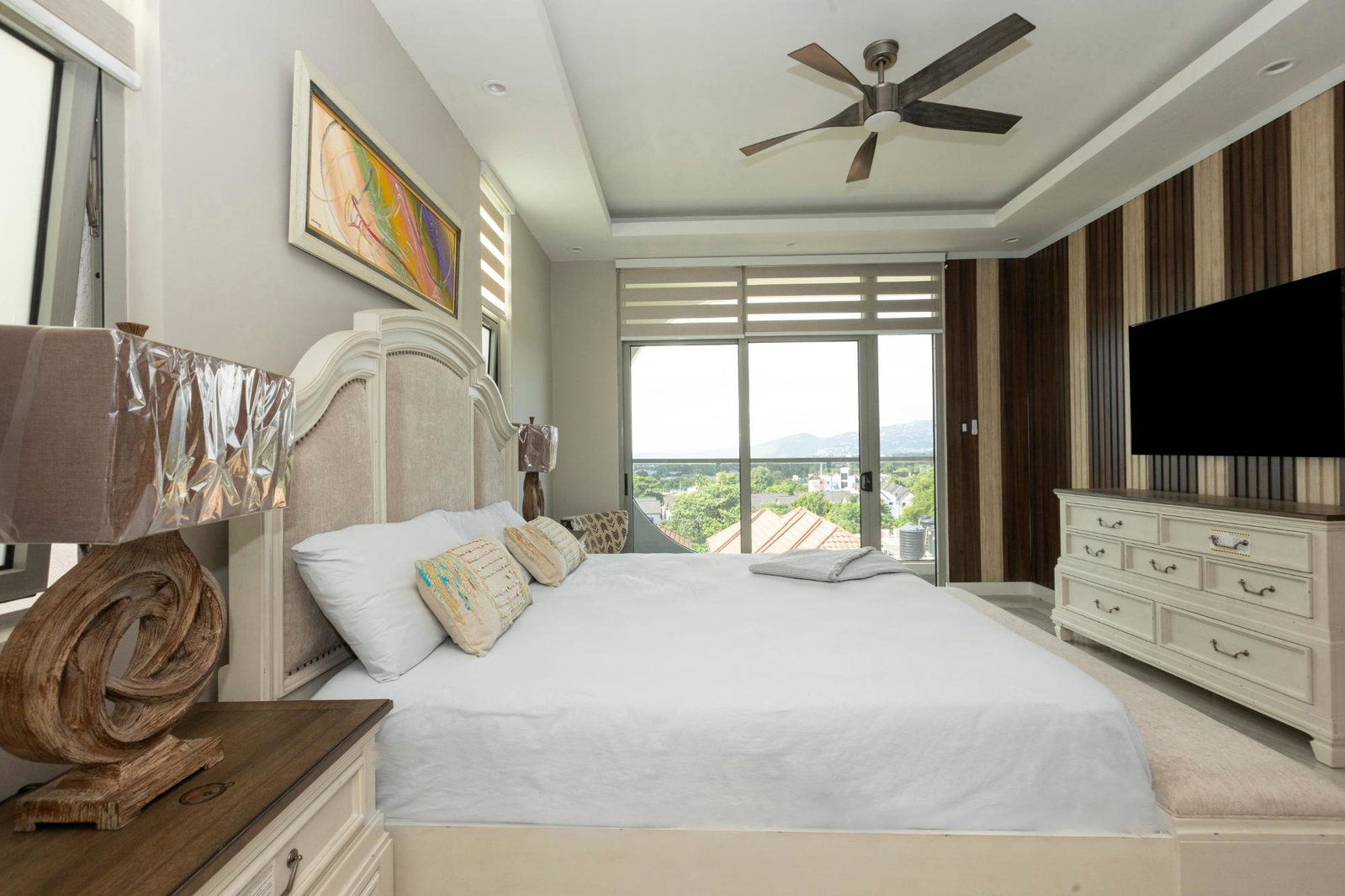 Twelfth image of 406-29 Salisbury Avenue in Kingston 6, St. Andrew, Jamaica - property is For Rent