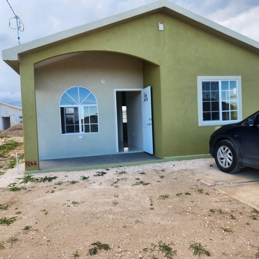 Second image of 1244 Phoenix Park Village 2 in Phoenix Park, St. Catherine, Jamaica - property is For Rent