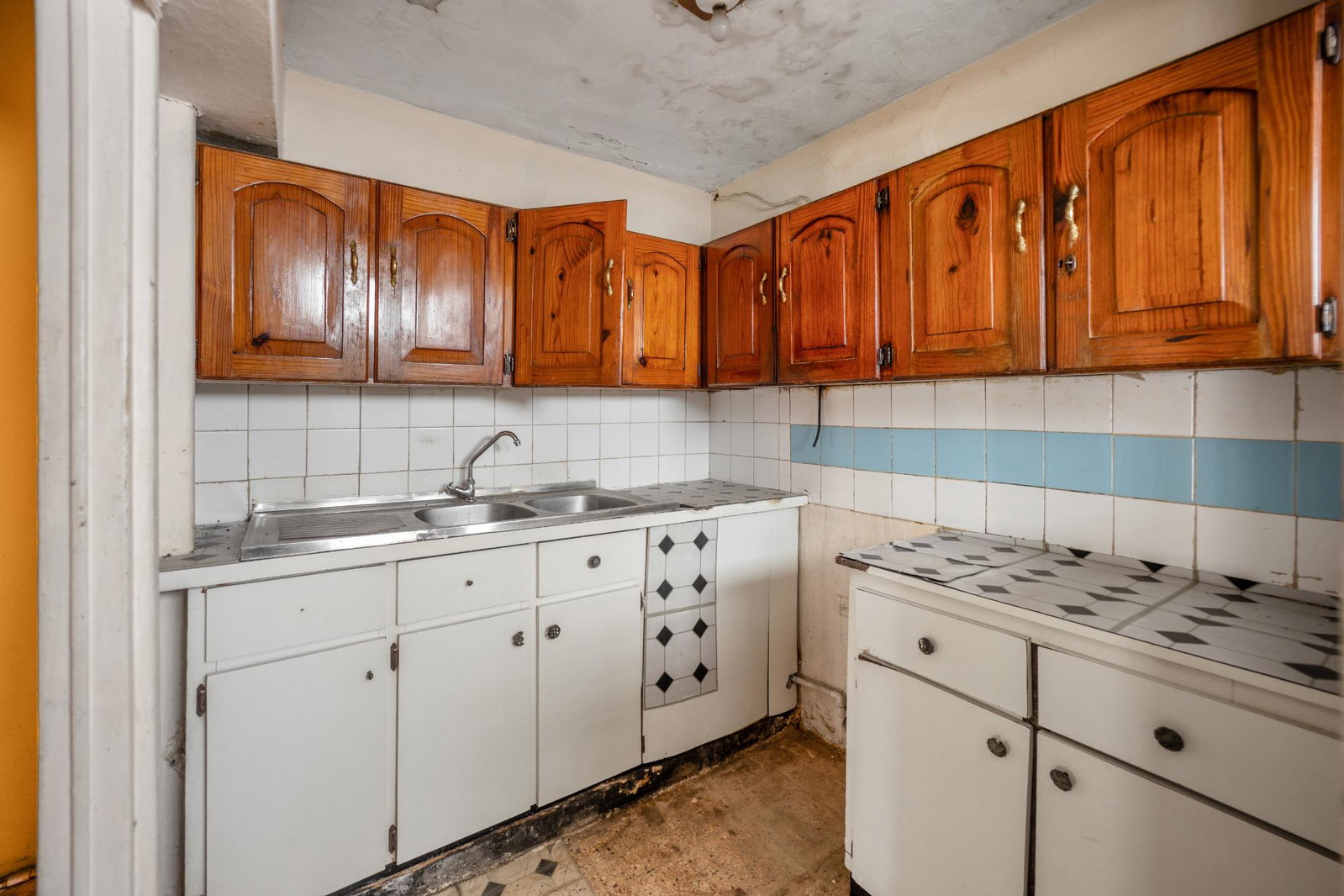 Eleventh image of 17-76 Dickens Avenue in Kingston 20, St. Andrew, Jamaica - property is For Sale