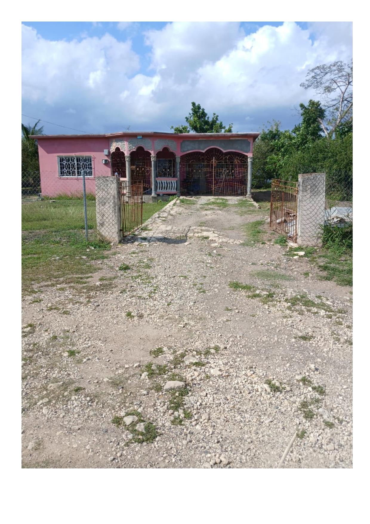 Second image of Green Park in Palmers Cross, Clarendon, Jamaica - property is For Sale