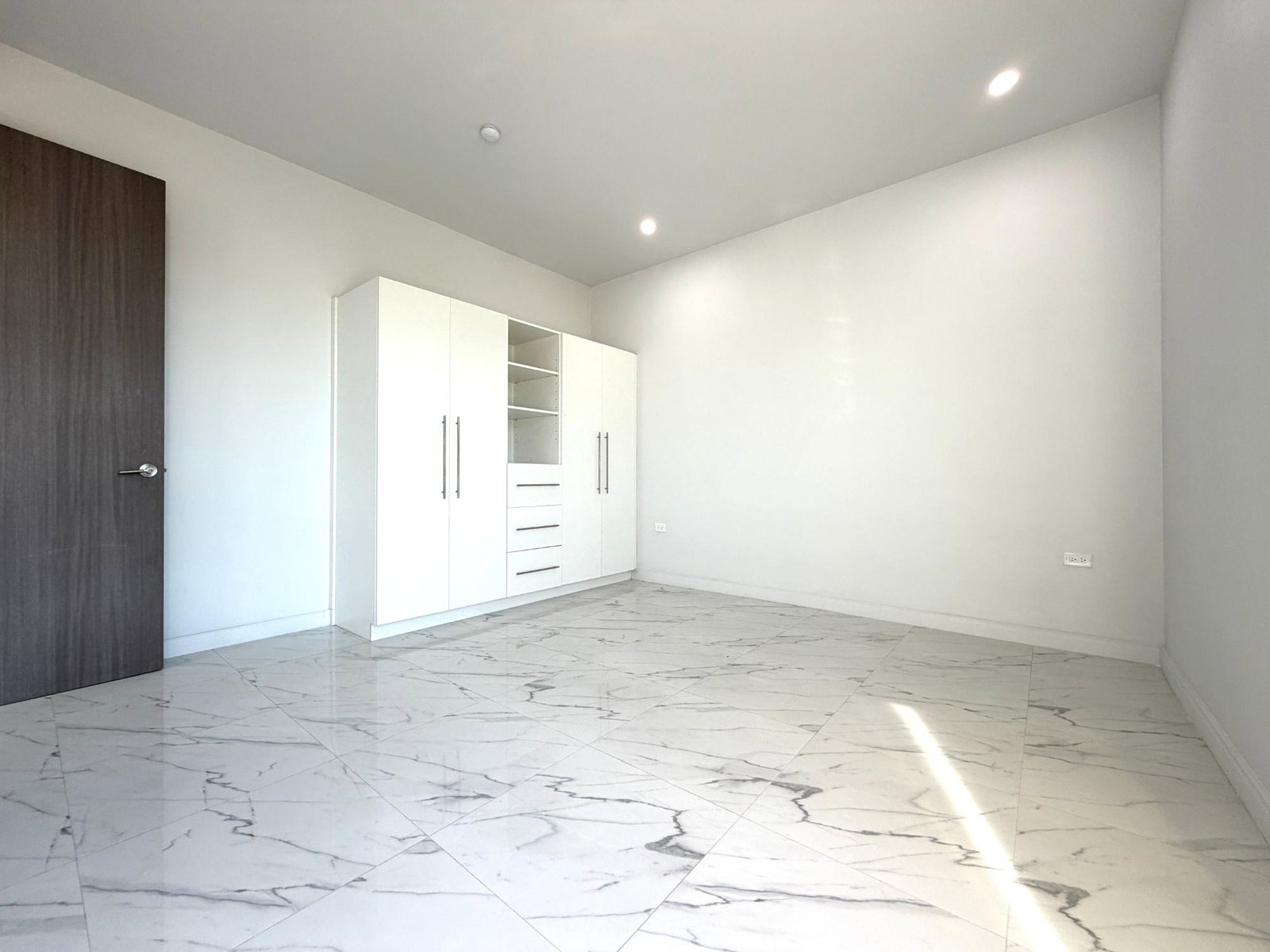 Eleventh image of 610-22 Wellington Drive in Kingston 6, St. Andrew, Jamaica - property is For Rent