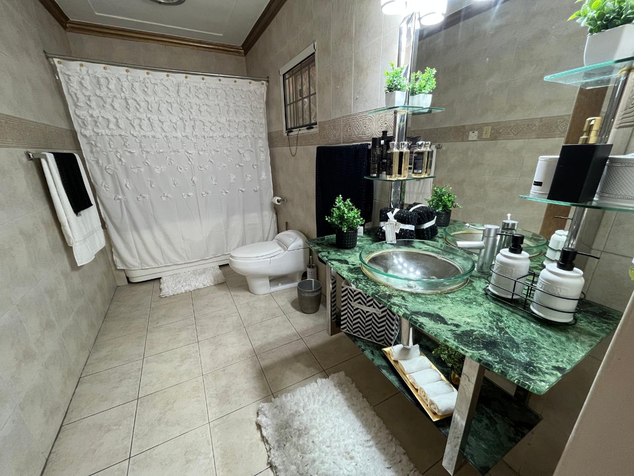 Thirteenth image of 2-10b Millsborough Crescent in Kingston 6, St. Andrew, Jamaica - property is For Rent