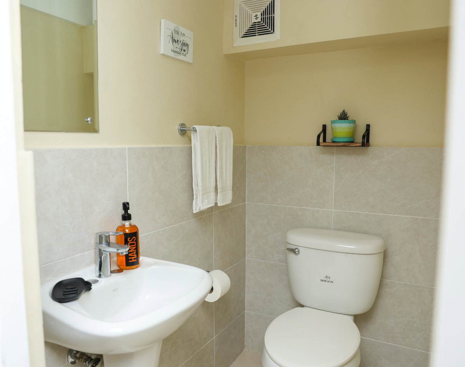 Third image of 30- Harbour Head, Seascape de in Kingston 1, Kingston, Jamaica - property is For Rent