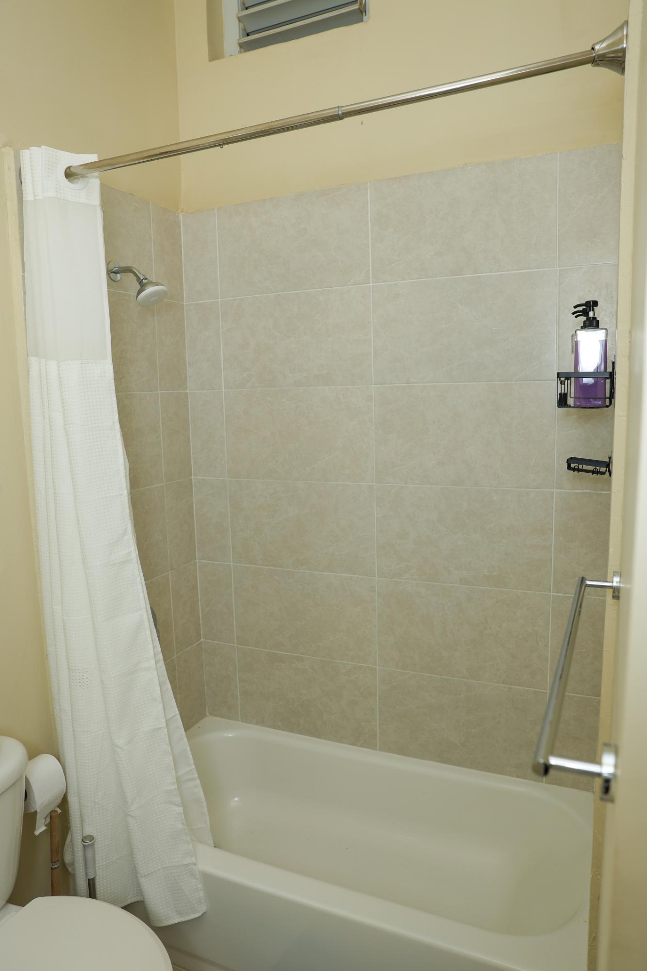 Ninth image of 30- Harbour Head, Seascape de in Kingston 1, Kingston, Jamaica - property is For Rent