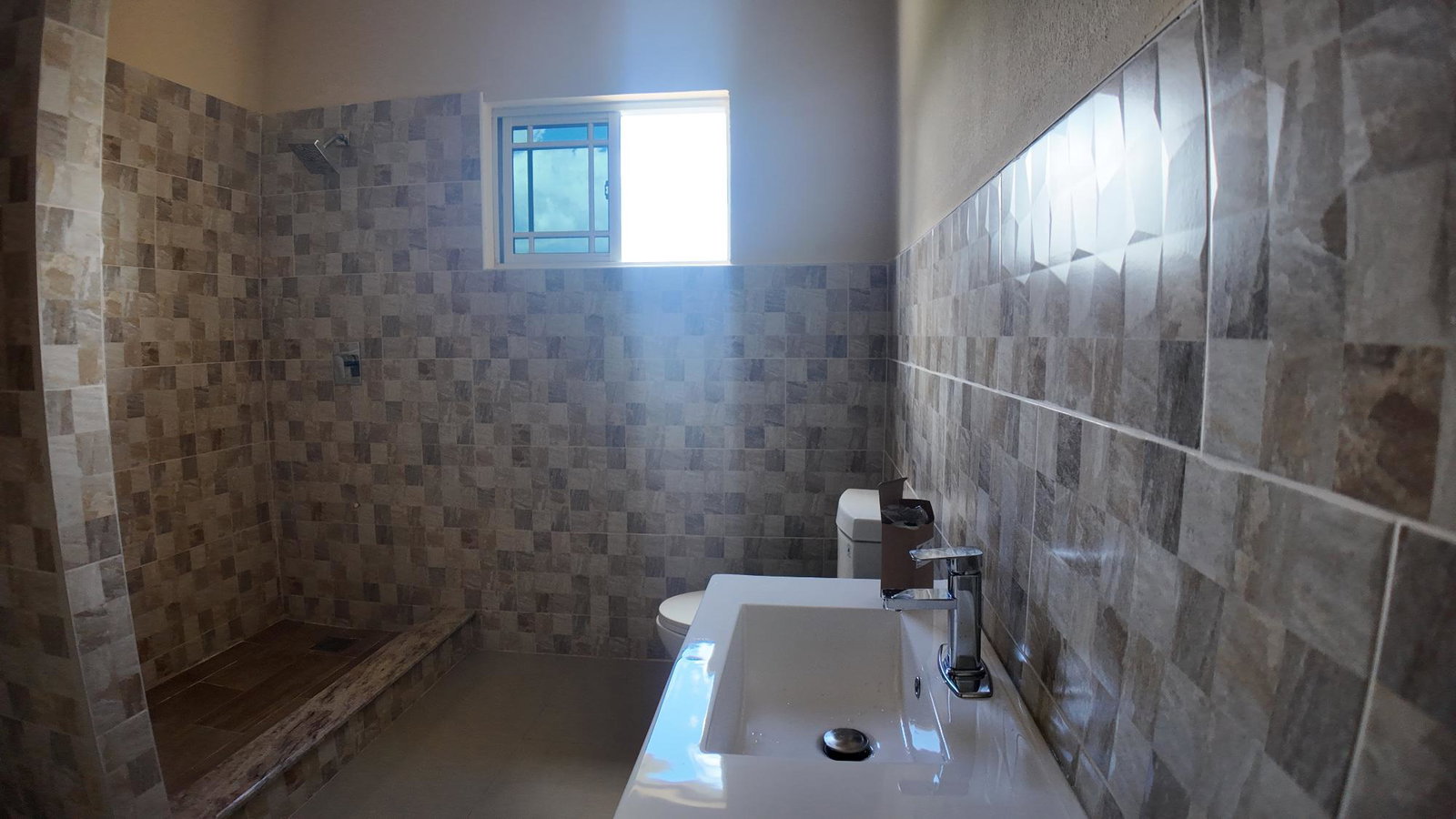 Twelfth image of Ingleside, City View Plac in Inglewood, Manchester, Jamaica - property is For Sale