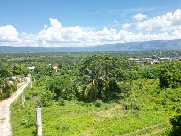 Seventh image of Burnt Ground, Santa Cruz in Burnt Ground, St. Elizabeth, Jamaica - property is For Sale