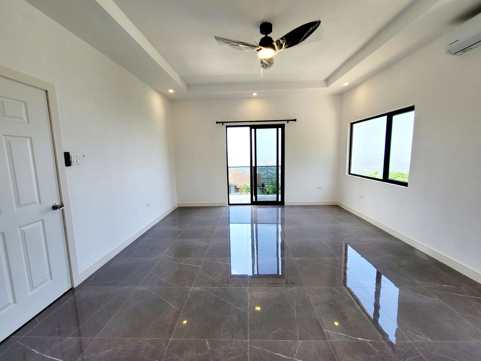 Seventeenth image of 4-20 Bellevue Drive, Smokey va in Kingston 19, St. Andrew, Jamaica - property is For Rent