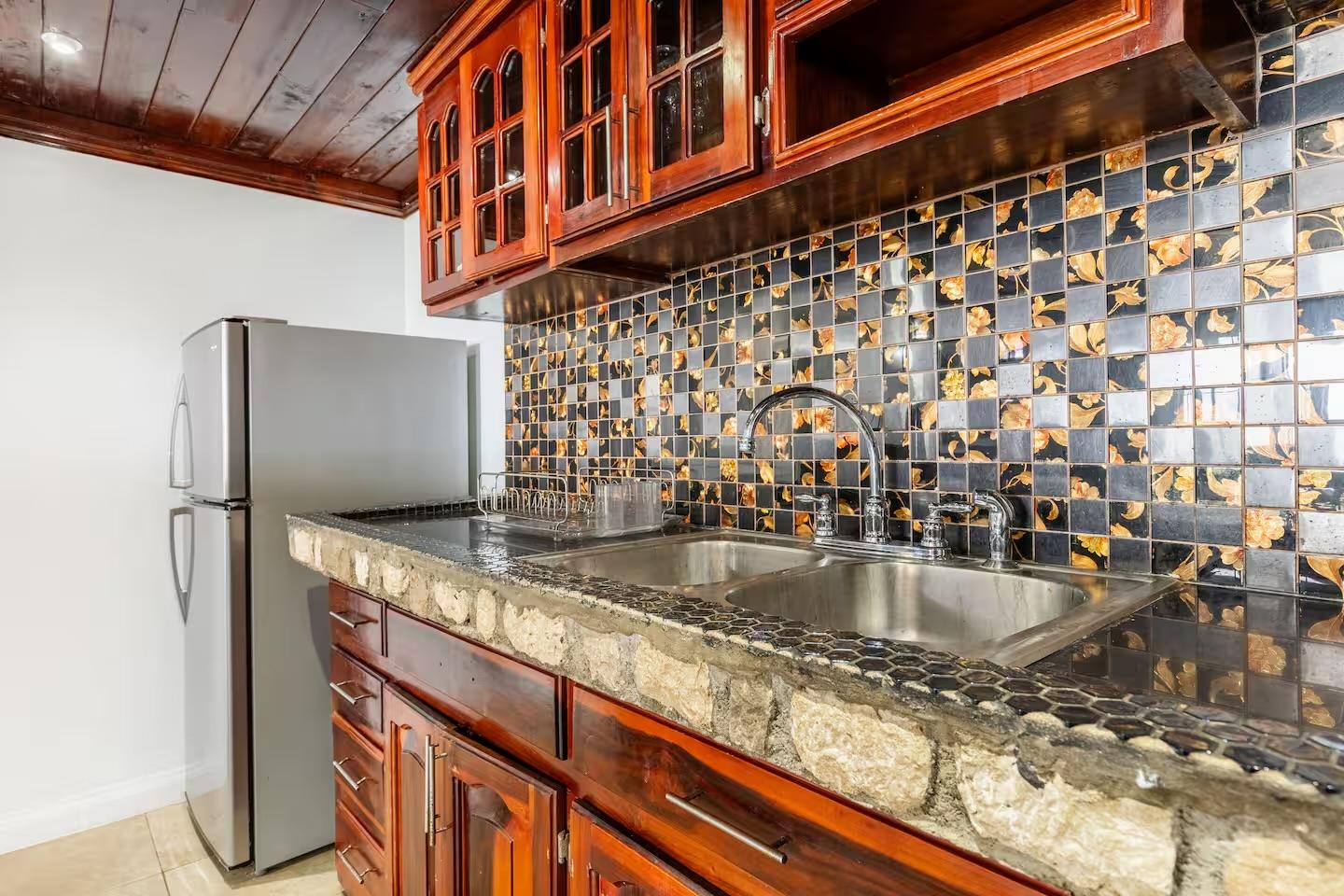 Fourteenth image of 2-2b Tower Isle in Tower Isle, St. Mary, Jamaica - property is For Rent