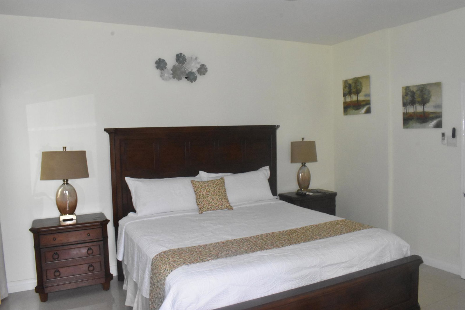 Eleventh image of 302-10 Surbiton Road, Kingston 1 in Kingston 10, St. Andrew, Jamaica - property is For Rent