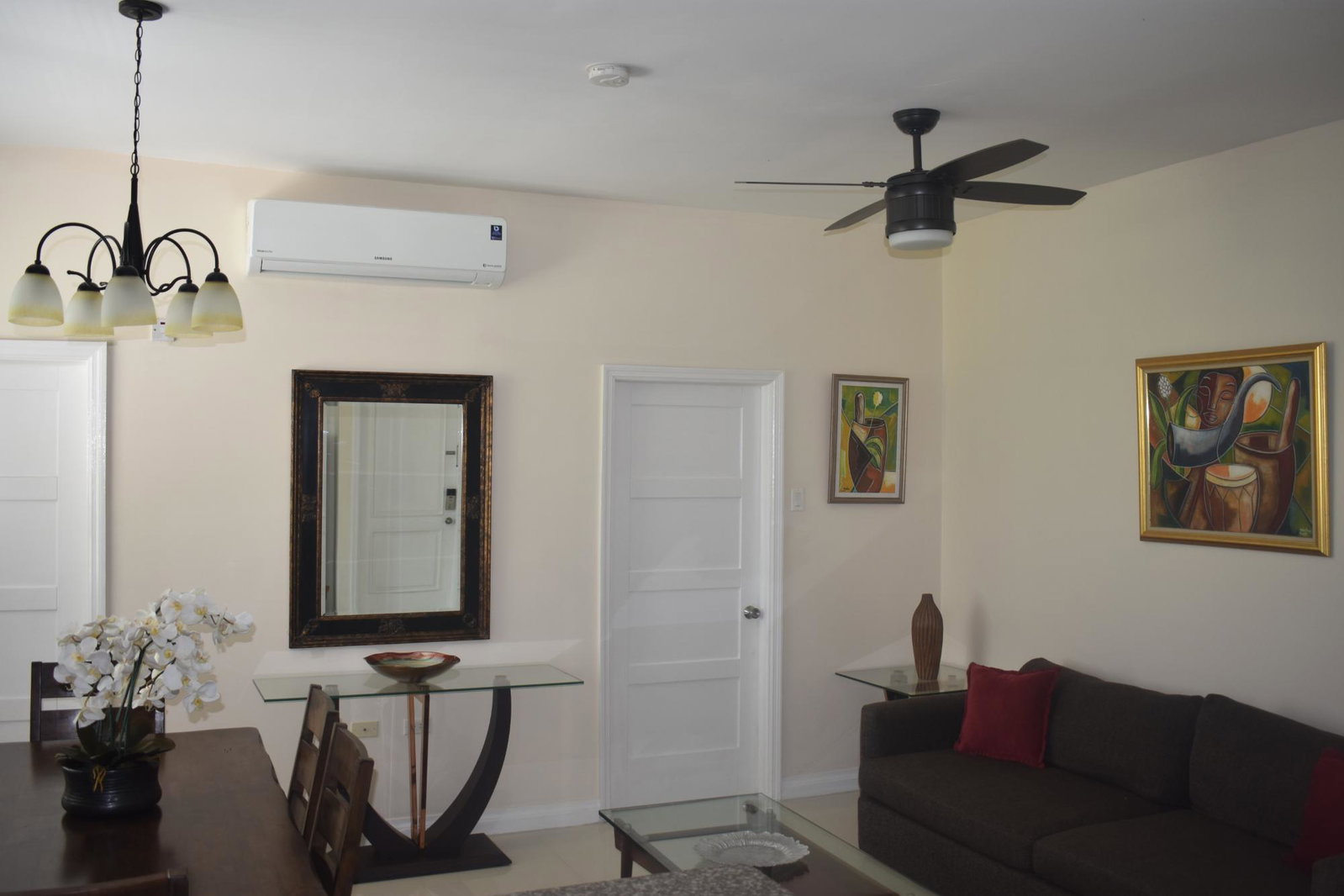 Sixth image of 302-10 Surbiton Road, Kingston 1 in Kingston 10, St. Andrew, Jamaica - property is For Rent
