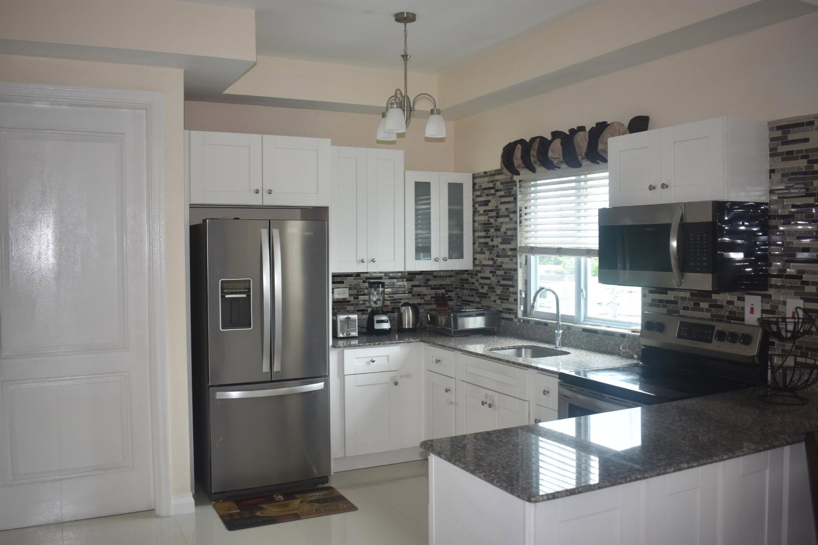 Seventh image of 302-10 Surbiton Road, Kingston 1 in Kingston 10, St. Andrew, Jamaica - property is For Rent
