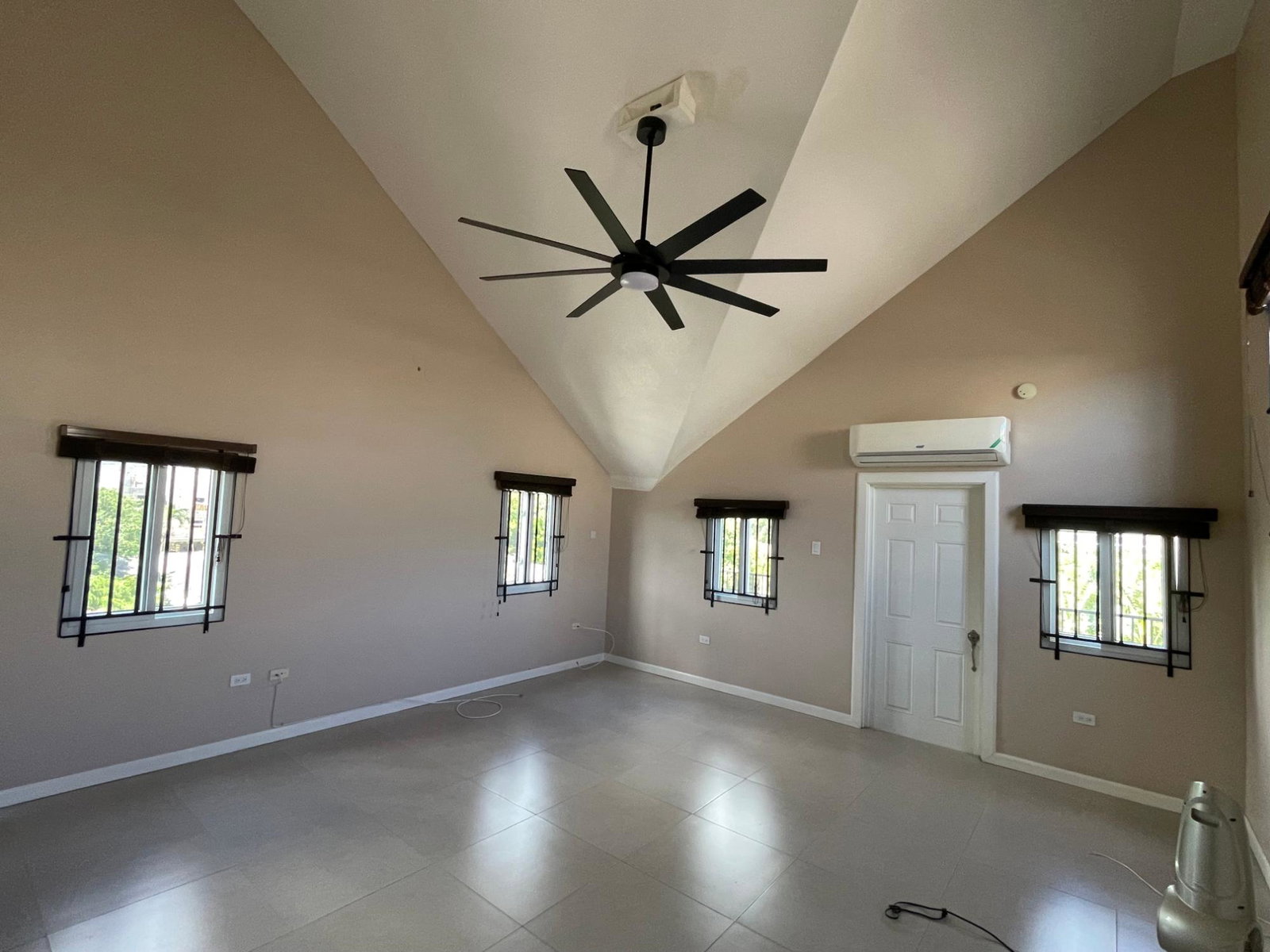 Nineteenth image of 7- Sandhurst Crescent in Kingston 6, St. Andrew, Jamaica - property is For Rent