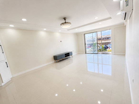 First image of 3g-8 Ocean Blvd in KINGSTON, Kingston, Jamaica - property is For Sale