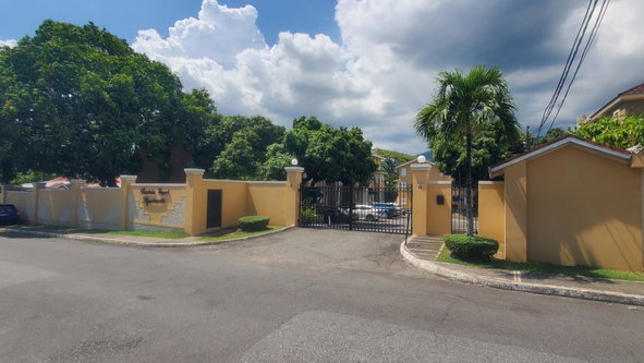 First image of Apt 23-ravinia Court, 6 Ravinia Road in Kingston 6, St. Andrew, Jamaica - property is For Sale