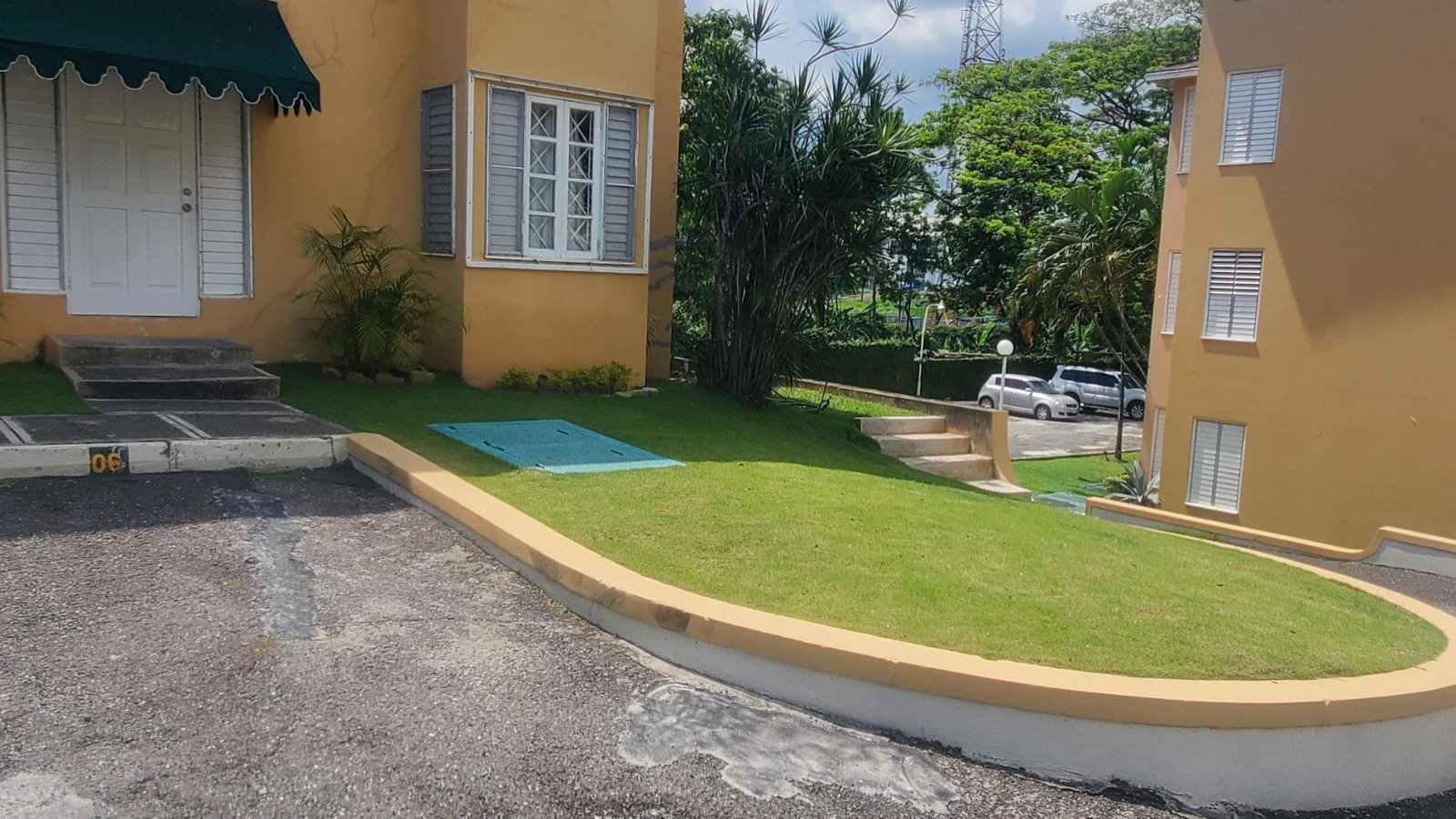 Fourteenth image of Apt 23-ravinia Court, 6 Ravinia Road in Kingston 6, St. Andrew, Jamaica - property is For Sale