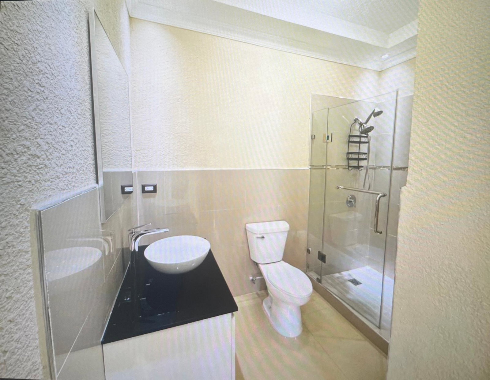 Eighteenth image of 7-9 Liguanea Ave in Kingston 6, St. Andrew, Jamaica - property is For Rent