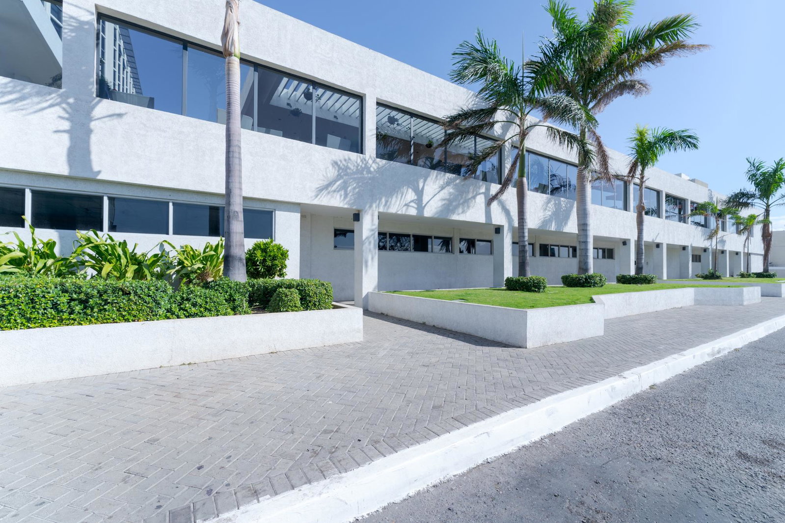 Eighth image of 2-2-4 King Street in KINGSTON, Kingston, Jamaica - property is For Rent