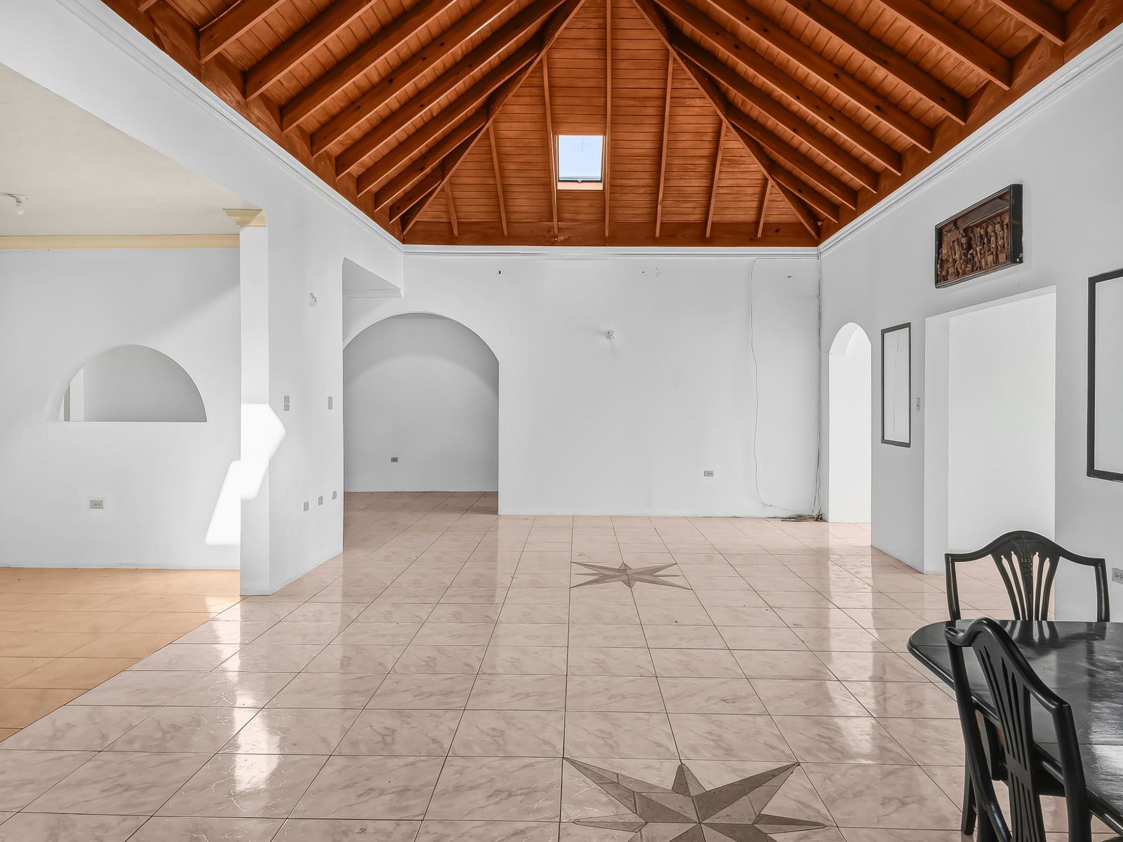 Seventh image of 13-45 Topaz Crescent in Red Hills, St. Andrew, Jamaica - property is For Sale