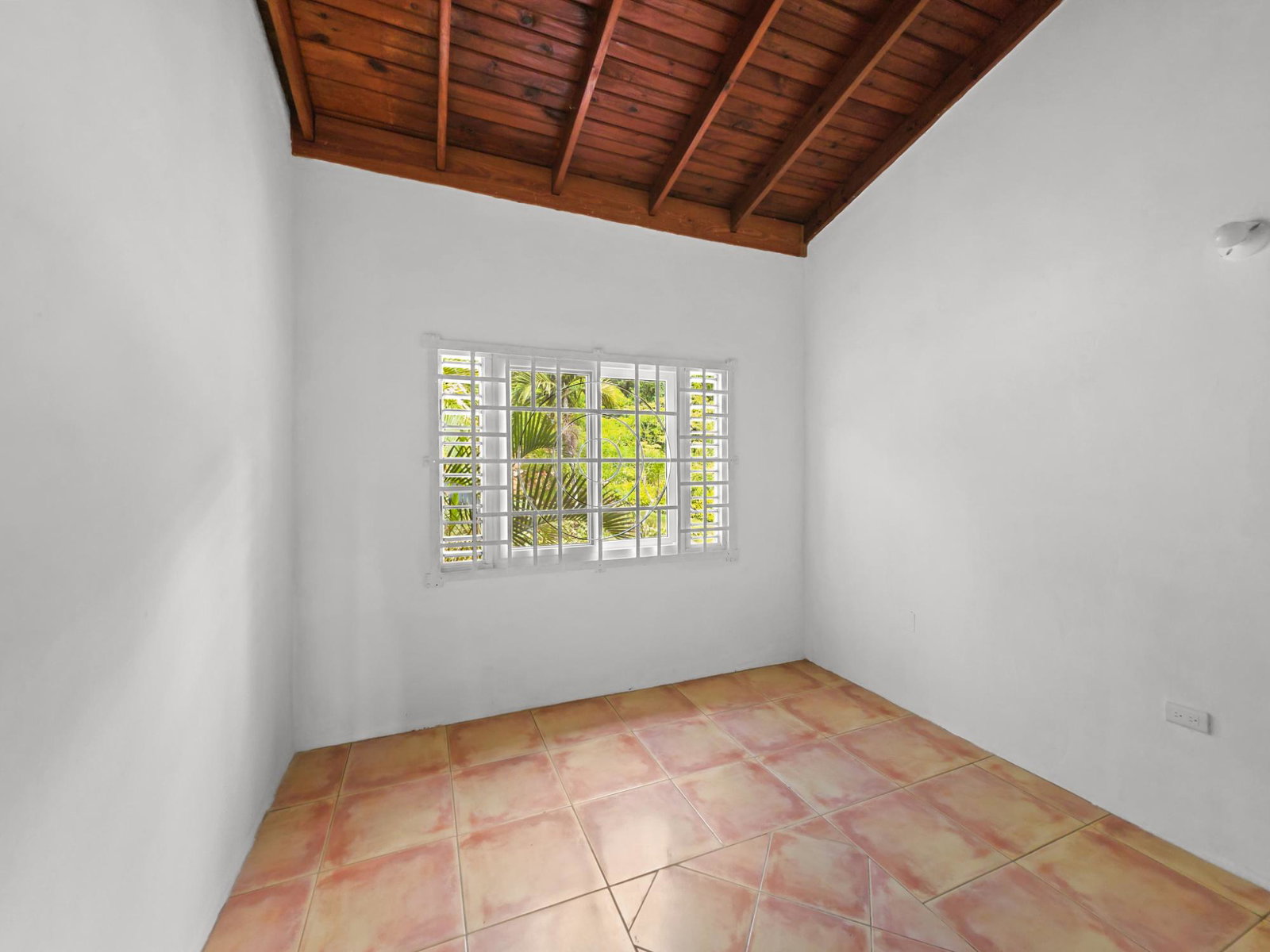 Sixteenth image of 2-46 Horatio Drive in Kingston 19, St. Andrew, Jamaica - property is For Rent