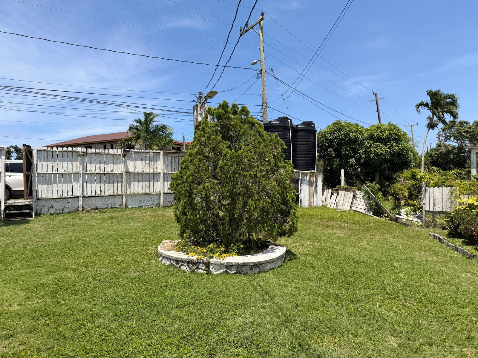 Fourth image of Lyndale, Highgate in Highgate, St. Mary, Jamaica - property is For Sale