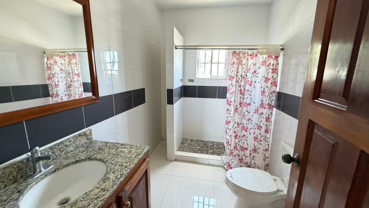 Eleventh image of 2- Honey Moon Circle, Cardif in Runaway Bay, St. Ann, Jamaica - property is For Rent