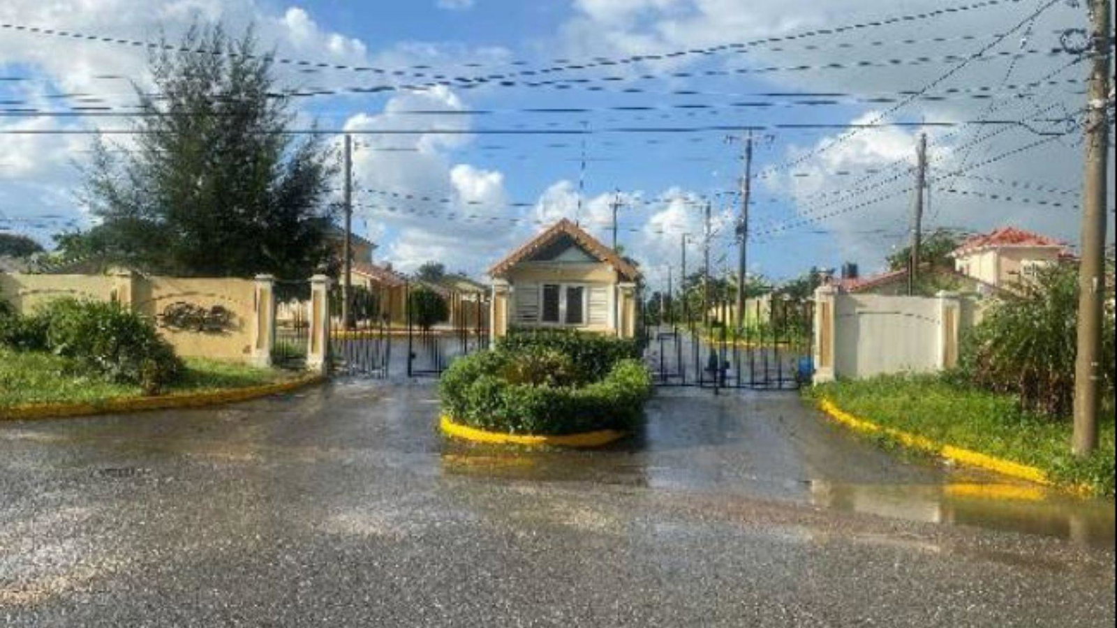 Second image of 75- Trudeau Close, Presidenti in PRESIDENTIAL ESTATE, St. Catherine, Jamaica - property is For Sale