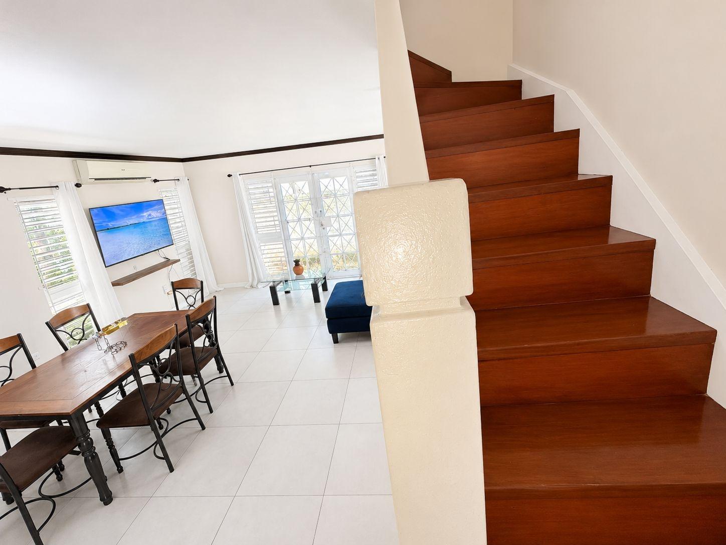 Fourth image of 22-2-12 Renfrew Place in Kingston 5, St. Andrew, Jamaica - property is For Sale