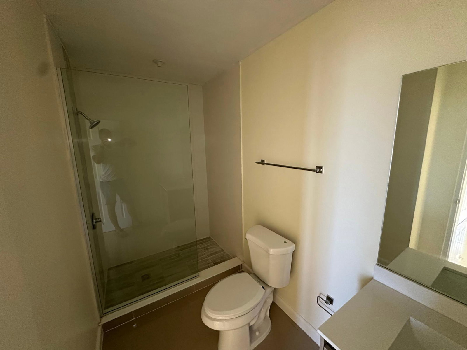 Seventh image of Bay Front Apartments in Greater Portmore, St. Catherine, Jamaica - property is For Rent