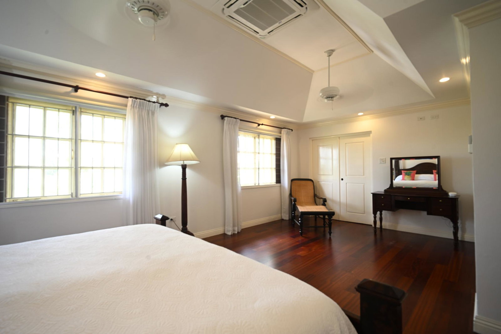 Sixth image of 3 Hopefield Avenue in Kingston 6, St. Andrew, Jamaica - property is For Sale