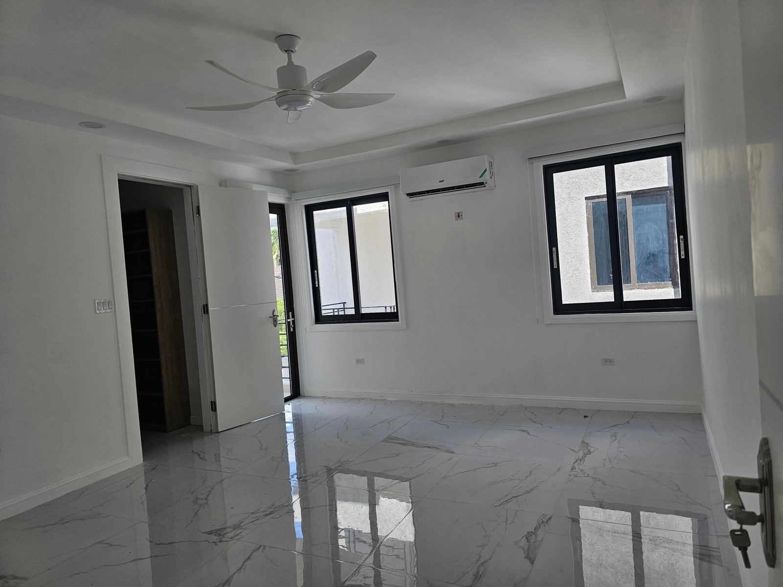 Fourteenth image of 32e-3 Stillwell Road in Kingston 8, St. Andrew, Jamaica - property is For Rent