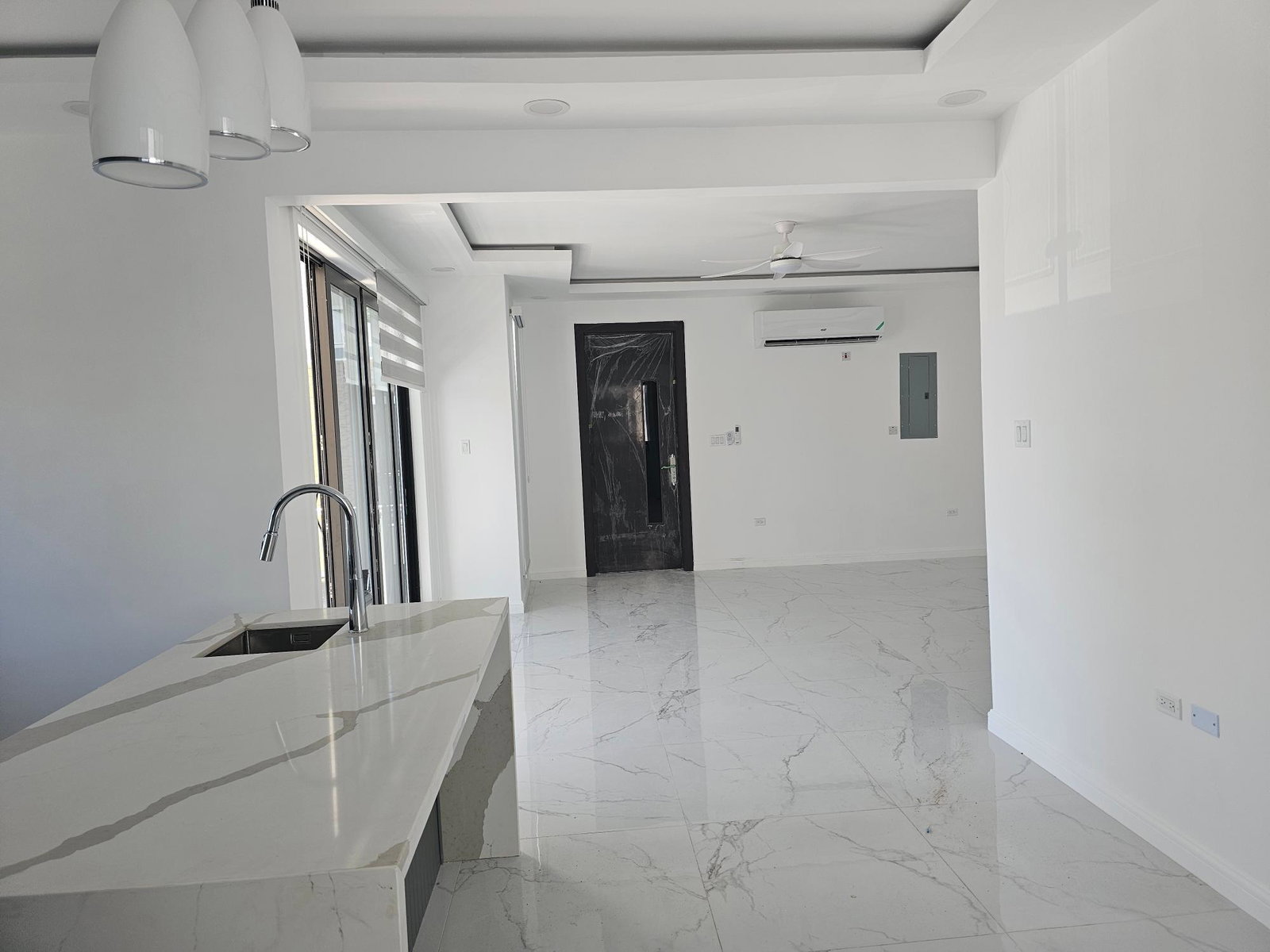 Seventh image of 32e-3 Stillwell Road in Kingston 8, St. Andrew, Jamaica - property is For Rent