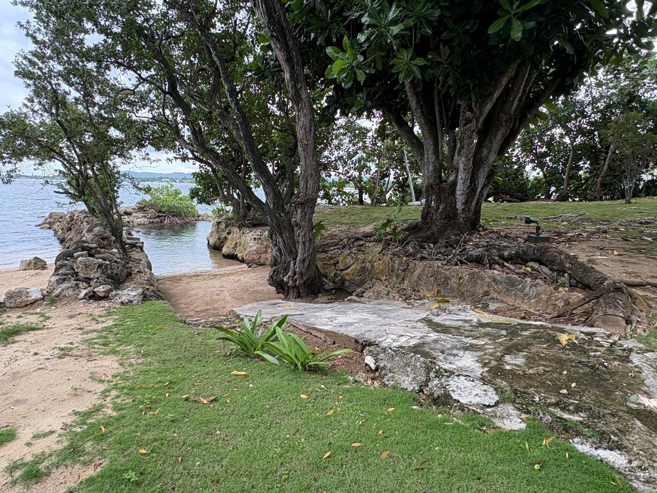 Eleventh image of West End Road, Negril in Negril, Westmoreland, Jamaica - property is For Sale