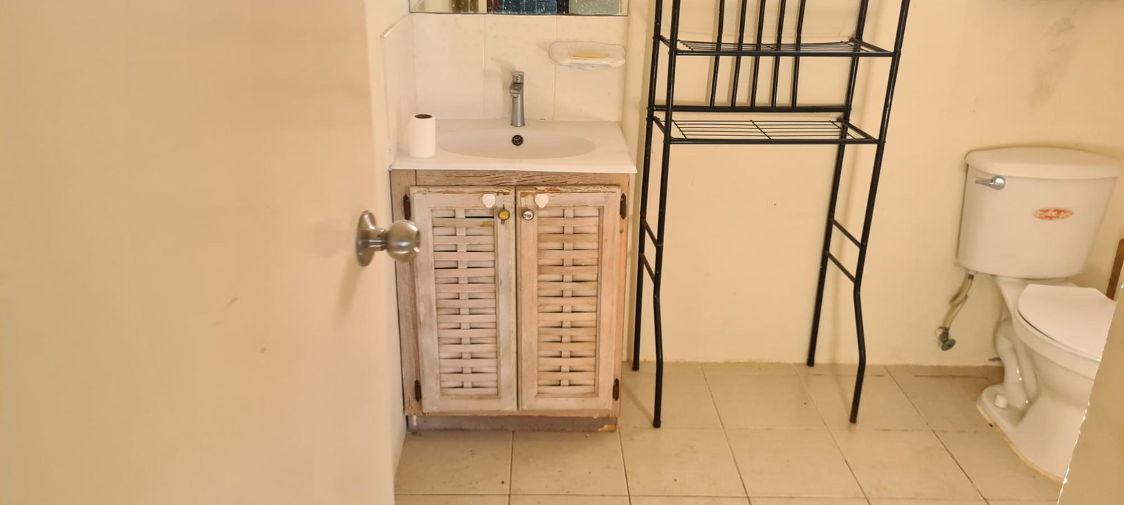 Twelfth image of 204 Mahoe Drive , Sandhills v in HELLSHIRE HILLS, St. Catherine, Jamaica - property is For Rent