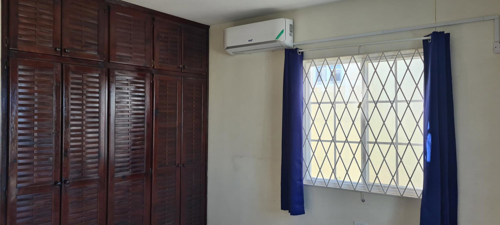 Eighth image of 204 Mahoe Drive , Sandhills v in HELLSHIRE HILLS, St. Catherine, Jamaica - property is For Rent