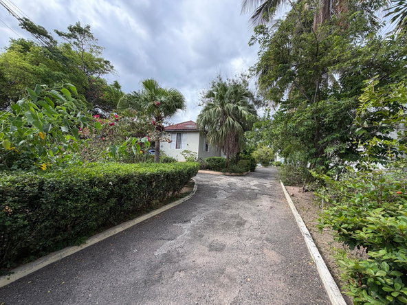 Thirteenth image of 40 Trafalgar Road in Kingston 10, St. Andrew, Jamaica - property is For Sale