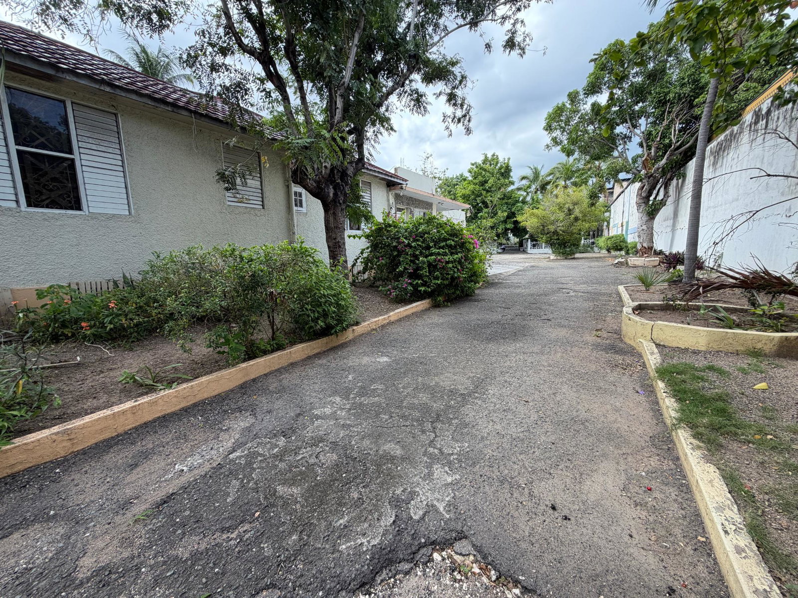 Seventeenth image of 40 Trafalgar Road in Kingston 10, St. Andrew, Jamaica - property is For Sale