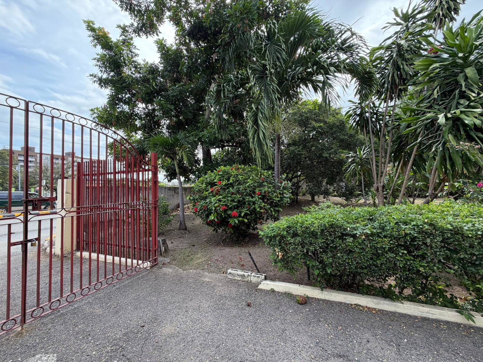Fourth image of 40 Trafalgar Road in Kingston 10, St. Andrew, Jamaica - property is For Sale