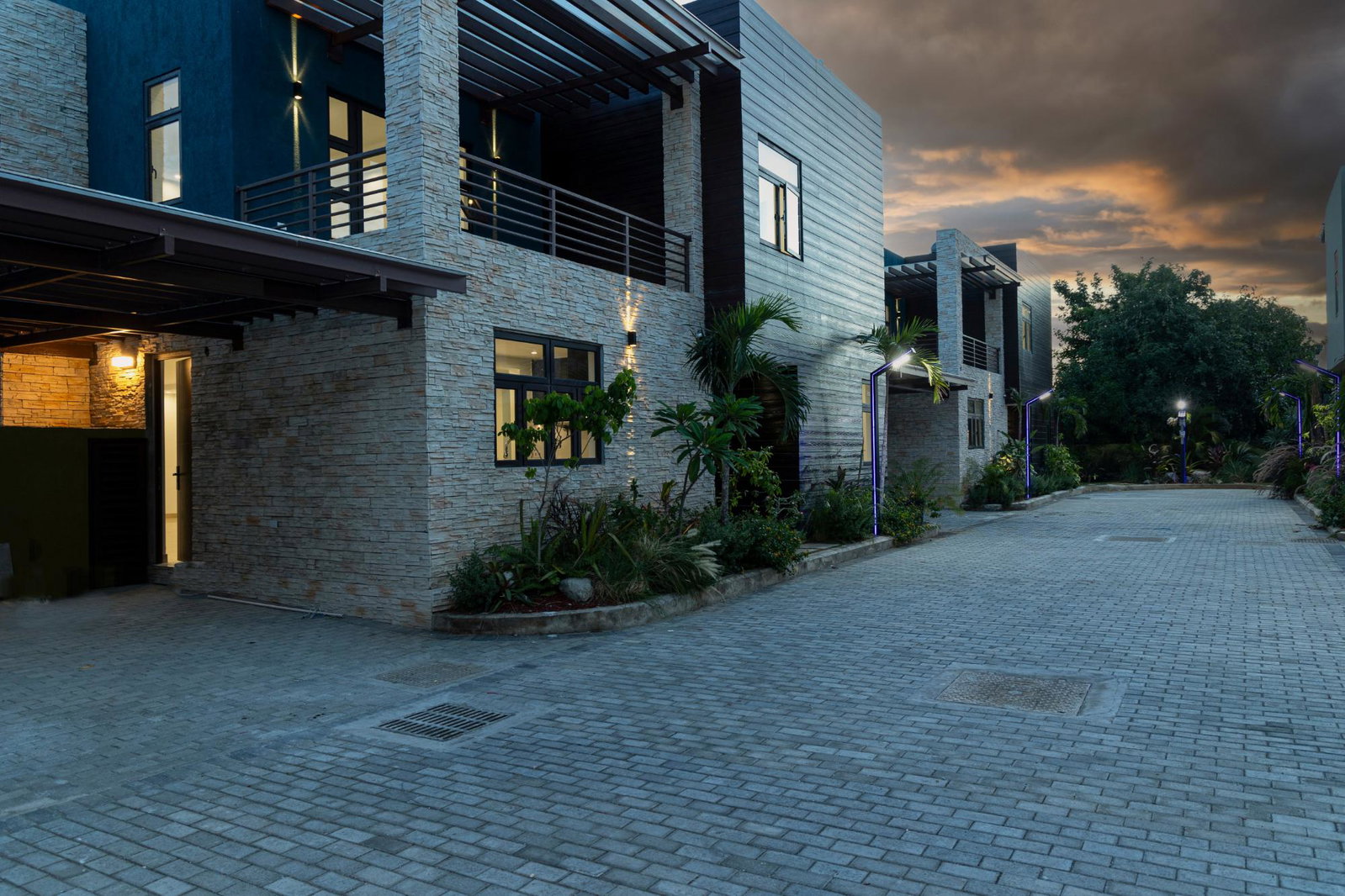 Twenty-First image of 4-5 Salisbury Avenue in Kingston 6, St. Andrew, Jamaica - property is For Rent
