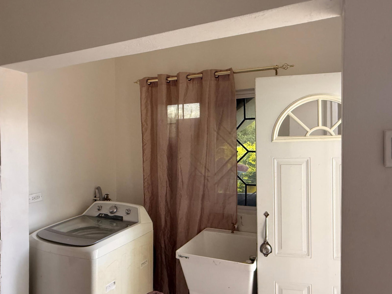 Eighth image of 363 Daniel Avenue in Morris Meadows, St. Catherine, Jamaica - property is For Rent