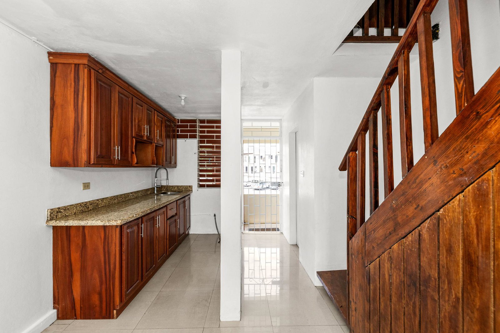 Tenth image of 17-8 Upper Musgrave Ave in Kingston 5, St. Andrew, Jamaica - property is For Rent