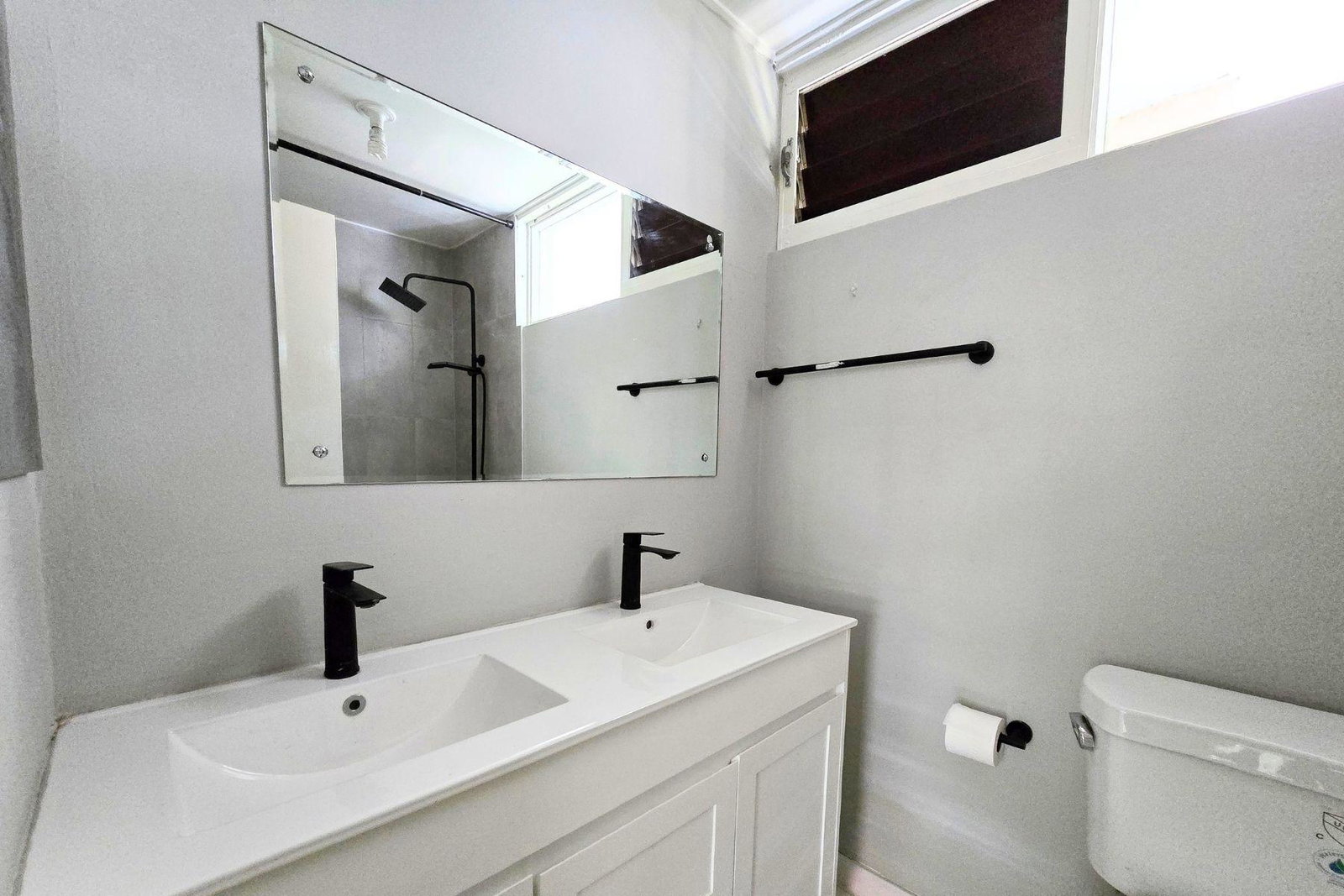 Ninth image of 26-60 Hope Road in Kingston 6, St. Andrew, Jamaica - property is For Rent