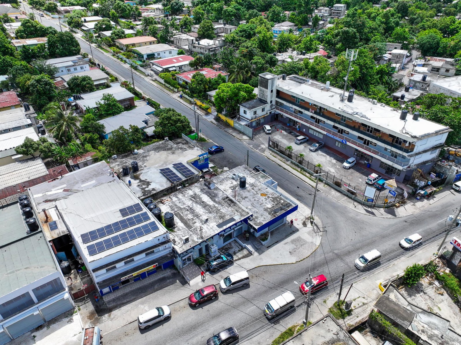 Second image of 118 1/2 Red Hills Road in Kingston 19, St. Andrew, Jamaica - property is For Rent