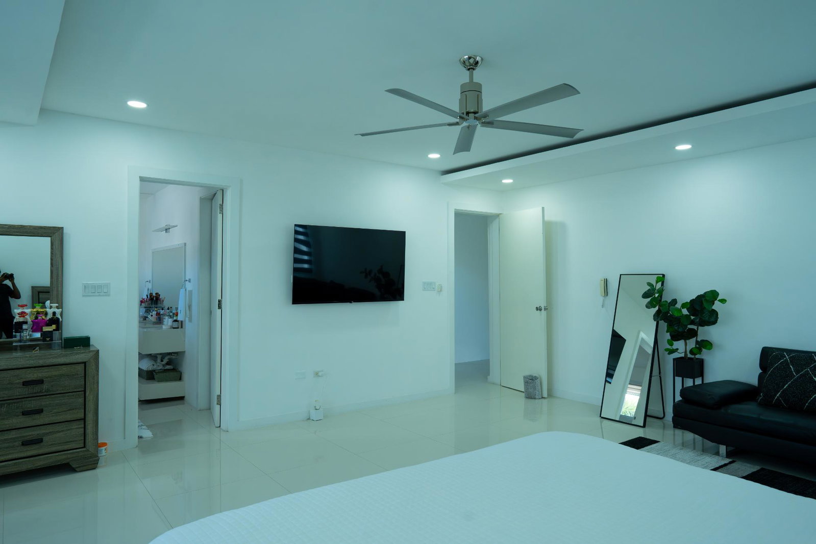 Nineteenth image of 78 Shortwood Road in Kingston 8, St. Andrew, Jamaica - property is For Sale