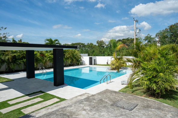 Twenty-Sixth image of 78 Shortwood Road in Kingston 8, St. Andrew, Jamaica - property is For Sale