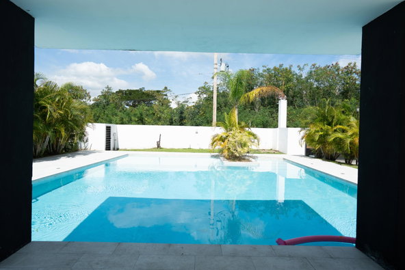 Twenty-Seventh image of 78 Shortwood Road in Kingston 8, St. Andrew, Jamaica - property is For Sale