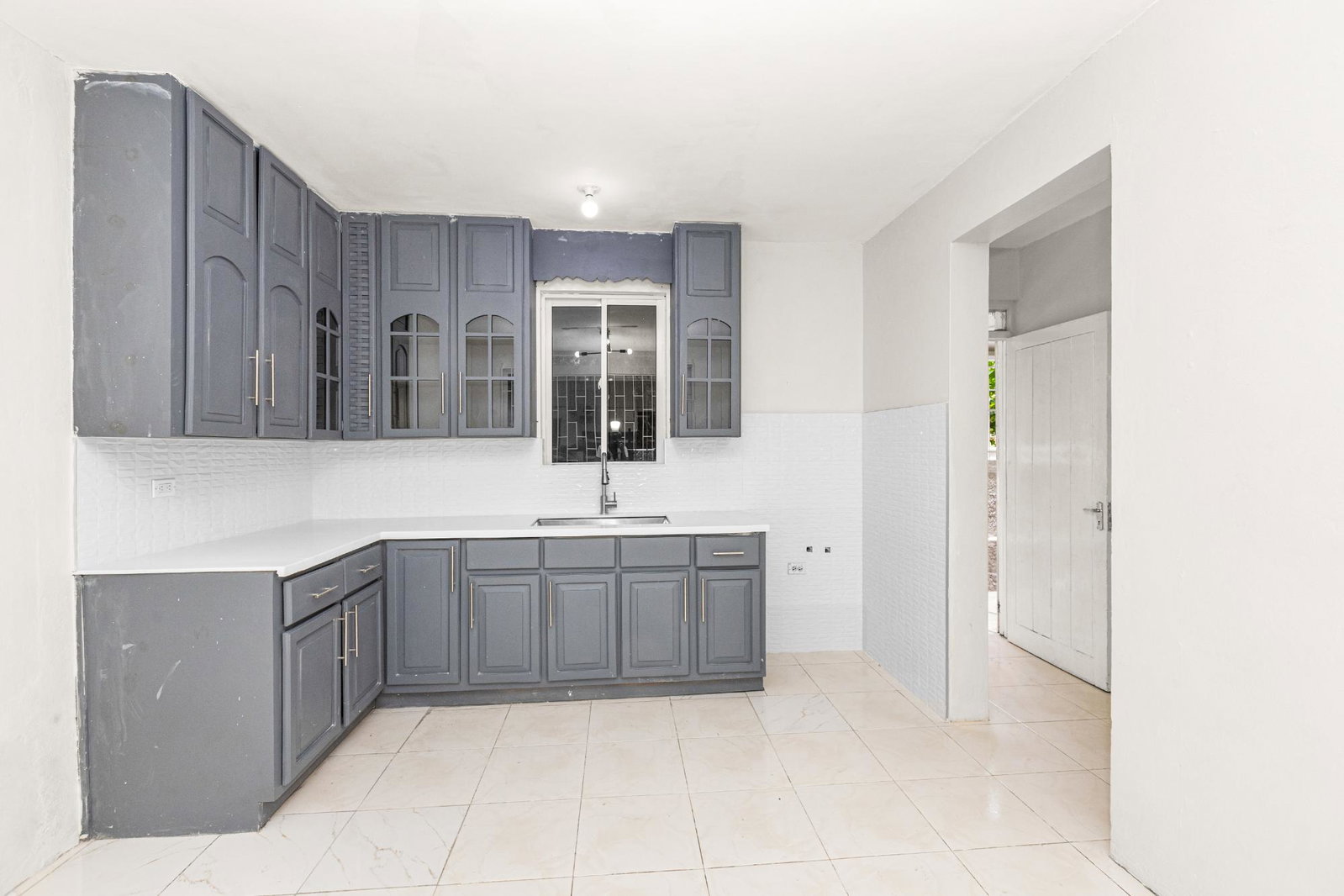 Fifth image of 7 Sullivan Close in Kingston 8, St. Andrew, Jamaica - property is For Rent