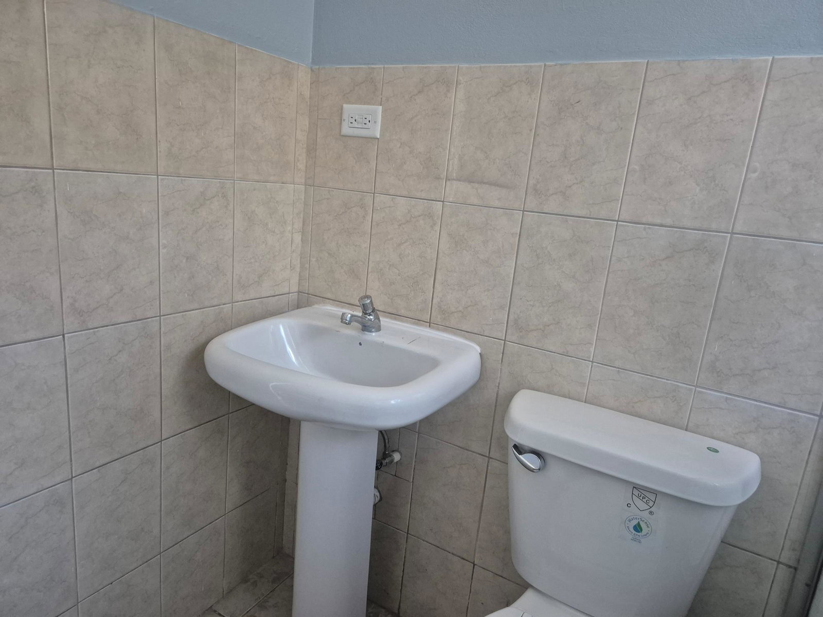 Tenth image of 371 East Sabina in Greater Portmore, St. Catherine, Jamaica - property is For Sale